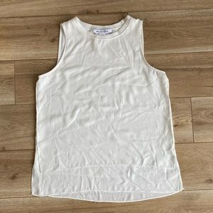 Belle Vere Sleeveless Blouse